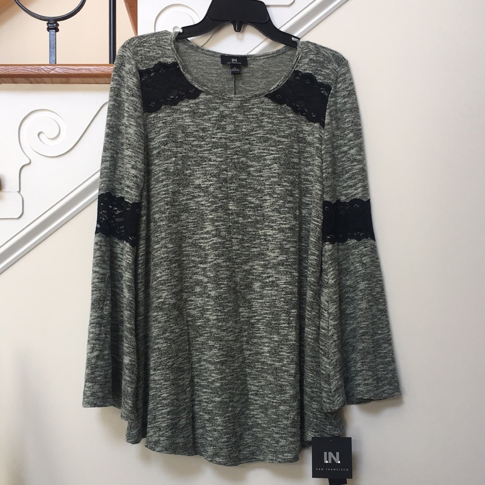 New Women’s Long Umbrella Sleeves Gray Black Lace on shoulders/sleeves Size L